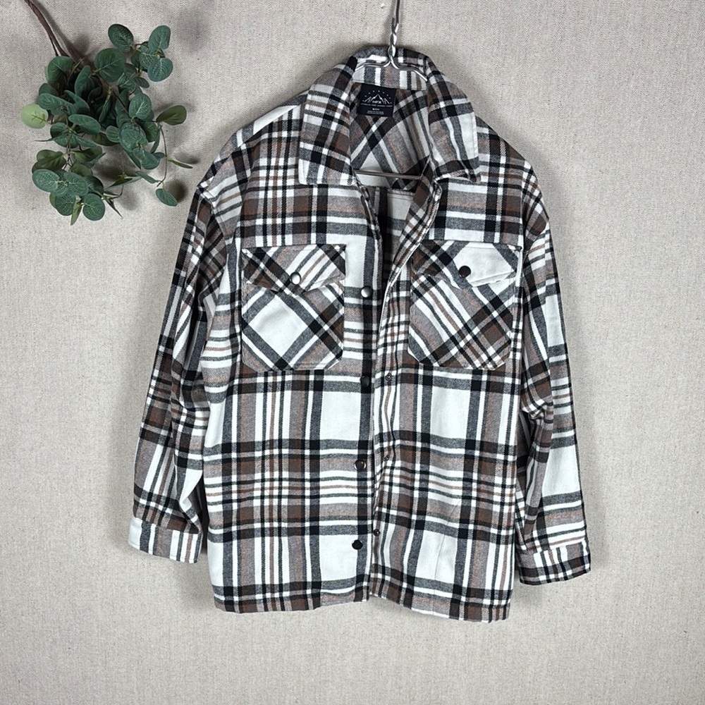 HFX > Plaid Shacket Small - Picture 2 of 10
